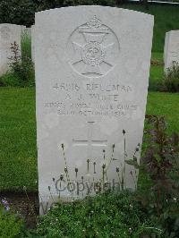 Etaples Military Cemetery - White, A J