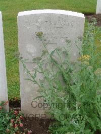 Etaples Military Cemetery - White, G