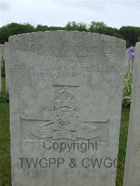 Etaples Military Cemetery - White, William