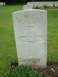 Etaples Military Cemetery - Whitehead, Edgar Joseph William
