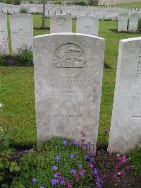 Etaples Military Cemetery - Whitley, G E