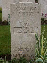 Etaples Military Cemetery - Whittaker, George