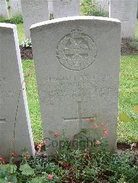 Etaples Military Cemetery - Wilcock, T
