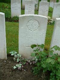 Etaples Military Cemetery - Wilcockson, E