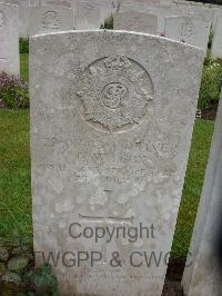Etaples Military Cemetery - Wilcox, C