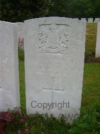 Etaples Military Cemetery - Wilde, William