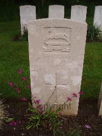 Etaples Military Cemetery - Wildgoose, A