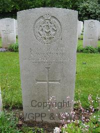 Etaples Military Cemetery - Wilkinson, A