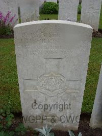 Etaples Military Cemetery - Wilkinson, John Henry