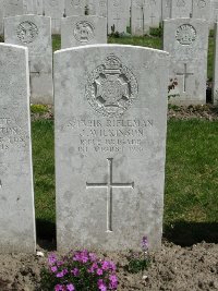 Etaples Military Cemetery - Wilkinson, J
