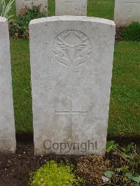 Etaples Military Cemetery - Wilkinson, Mathew