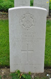 Etaples Military Cemetery - Wilks, Charles