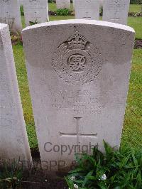 Etaples Military Cemetery - Willey, Ivor John