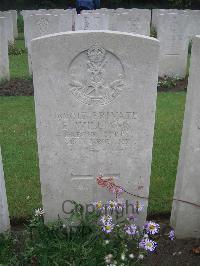 Etaples Military Cemetery - Williams, E
