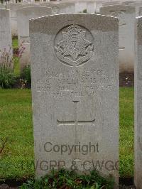 Etaples Military Cemetery - Williams, Evan Edward
