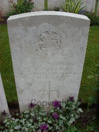 Etaples Military Cemetery - Williams, E T