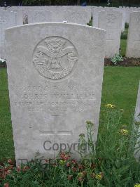 Etaples Military Cemetery - Williams, Morris