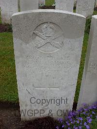 Etaples Military Cemetery - Williamson, G