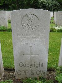 Etaples Military Cemetery - Willmore, Charles