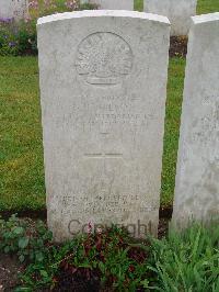Etaples Military Cemetery - Wilson, George Henry