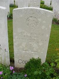 Etaples Military Cemetery - Wilson, J