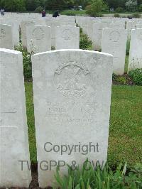 Etaples Military Cemetery - Wilson, James