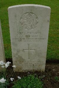 Etaples Military Cemetery - Wilson, Joseph