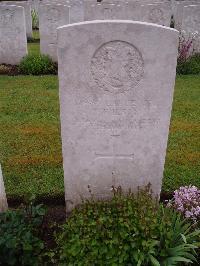Etaples Military Cemetery - Wilson, T