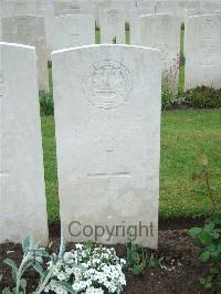 Etaples Military Cemetery - Winckle, Fred Arthur