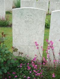 Etaples Military Cemetery - Windsor, George William