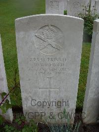 Etaples Military Cemetery - Winfield, William