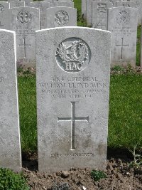 Etaples Military Cemetery - Winn, William Lloyd