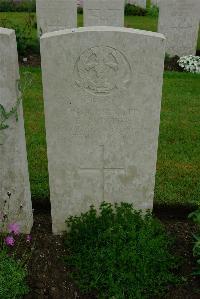 Etaples Military Cemetery - Winter, Ernest