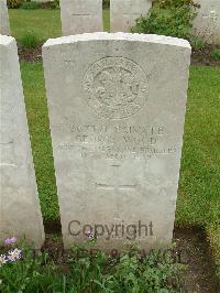 Etaples Military Cemetery - Wood, George