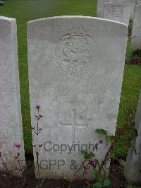 Etaples Military Cemetery - Wood, H
