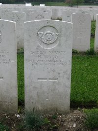 Etaples Military Cemetery - Wood, H