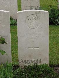 Etaples Military Cemetery - Wood, J W