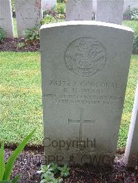 Etaples Military Cemetery - Wood, Richard Hammond