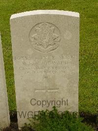 Etaples Military Cemetery - Woodward, Wilfrid Francis