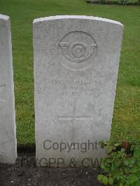 Etaples Military Cemetery - Wootton, Wilfred