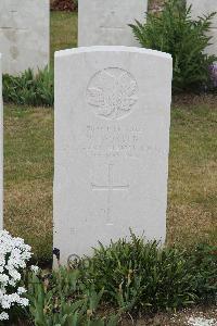 Etaples Military Cemetery - Worden, William