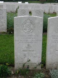 Etaples Military Cemetery - Worley, T I