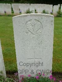 Etaples Military Cemetery - Worth, Charles Maurice