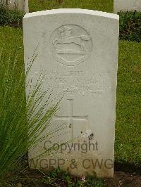 Etaples Military Cemetery - Wright, Georges