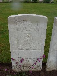 Etaples Military Cemetery - Wright, James