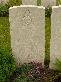 Etaples Military Cemetery - Wright, William