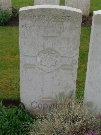Etaples Military Cemetery - Wright, William