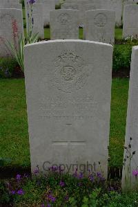 Etaples Military Cemetery - Wyatt, Alfred