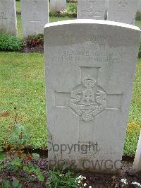 Etaples Military Cemetery - Wyer, Benjamin Alfred