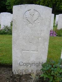 Etaples Military Cemetery - Yabsley, A E